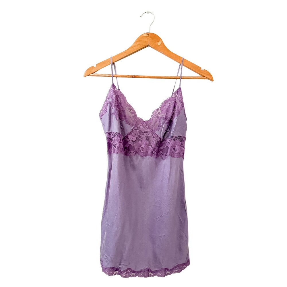 Victorias Secret Silk Camisole MEDIUM Lace Trim Vintage Y2K Coquette Fairy